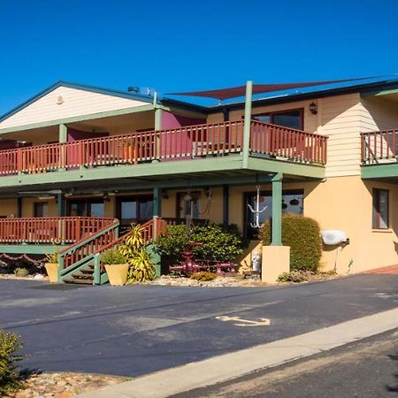 Anchors Aweigh - Adult & Guests Only Hotel Narooma Esterno foto